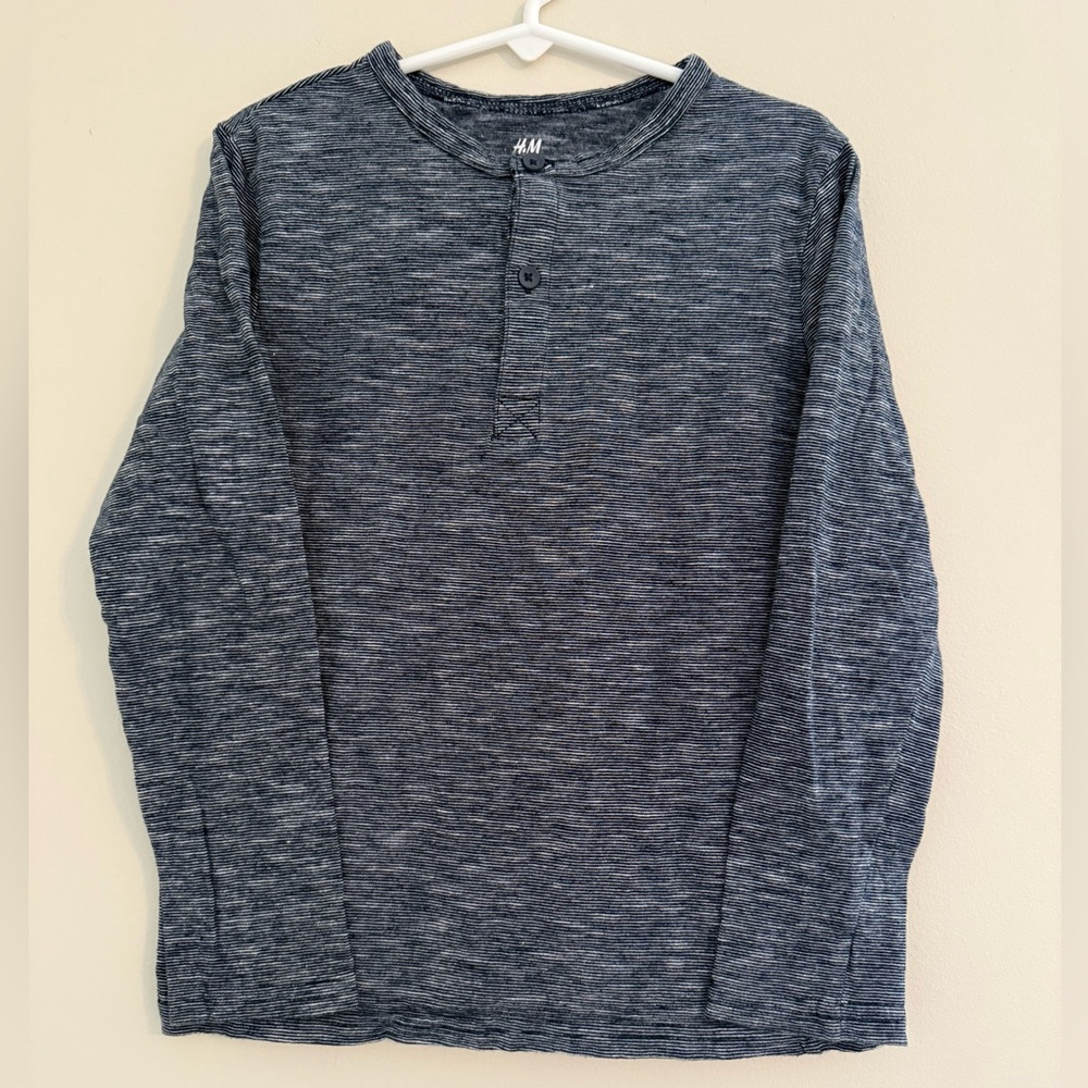 H&M Boys Striped Long Sleeve Shirt.  Size 6-8Y.